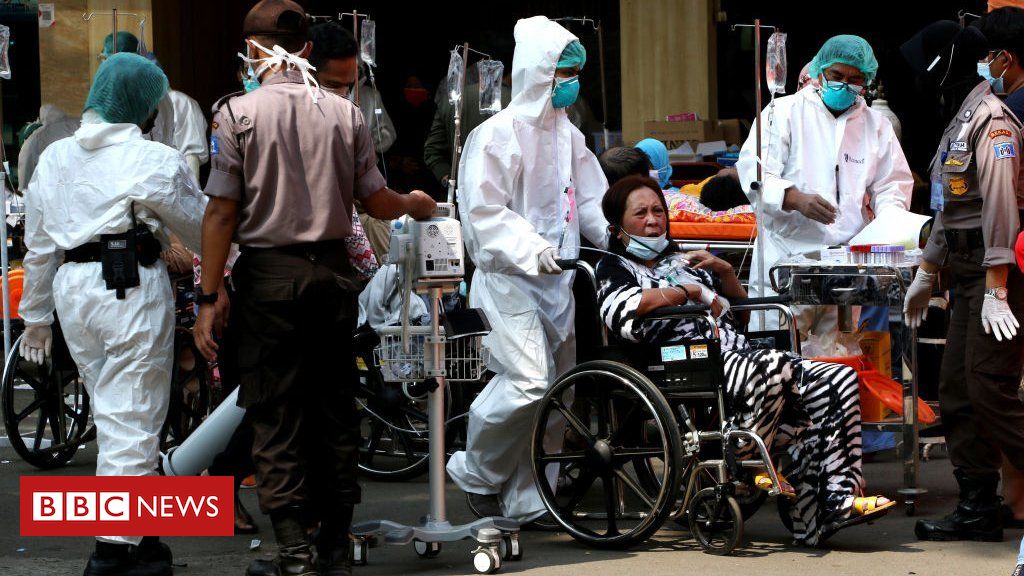 Indonesia hospitals reach capacity amid Covid surge