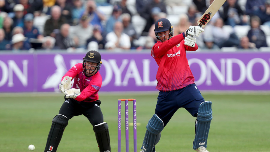 Simon Harmer, Aron Nijjar dig deep to take Essex to three-wicket win