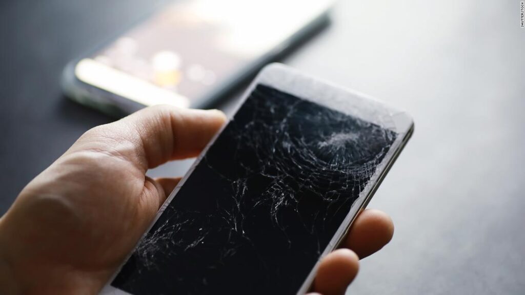 The FTC vows to 'root out' illegal repair restrictions on phones, fridges, tractors and more