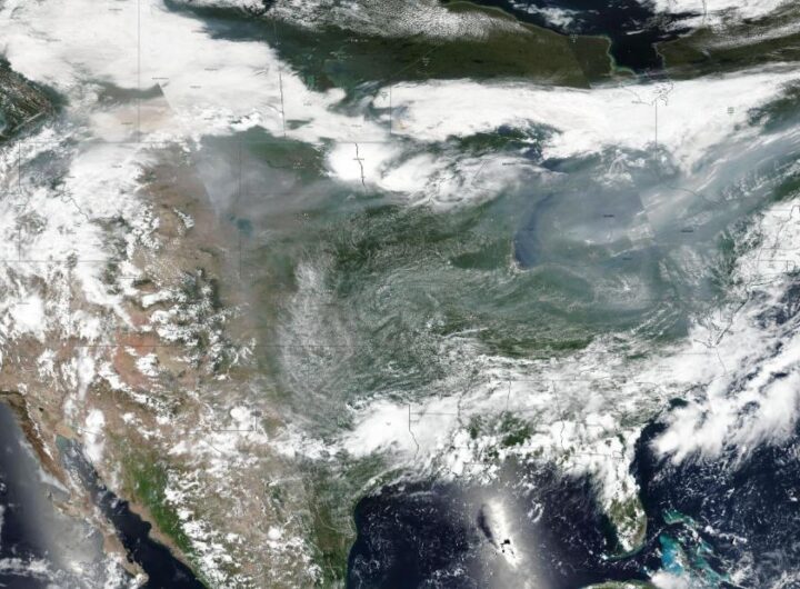 Wildfire smoke from the West's massive blazes stretches all the way to the East Coast | CNN