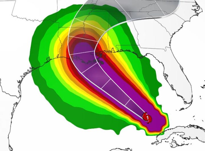 Ida, an "extremely dangerous major hurricane" tracks toward the Gulf Coast - CNN Video
