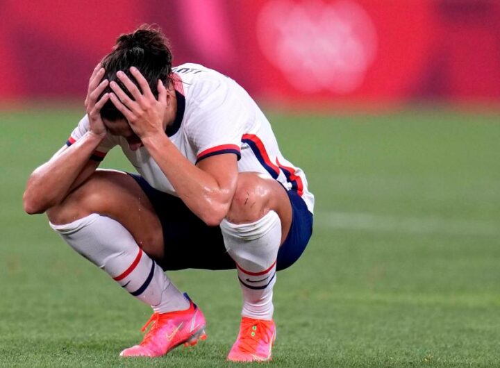 Megan Rapinoe: 'It sucks,' says forward as USWNT beaten by Canada in semifinals at Tokyo 2020 | CNN