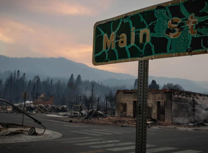 More than 870 structures have been destroyed in California's Dixie Fire, and thousands remain threatened | CNN