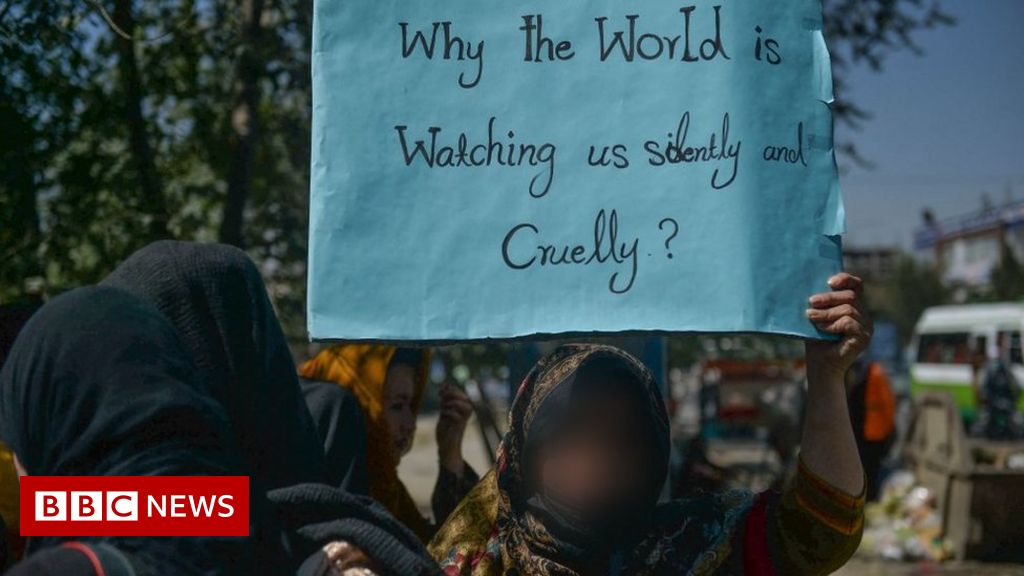 Afghanistan: Women protest against all-male Taliban government