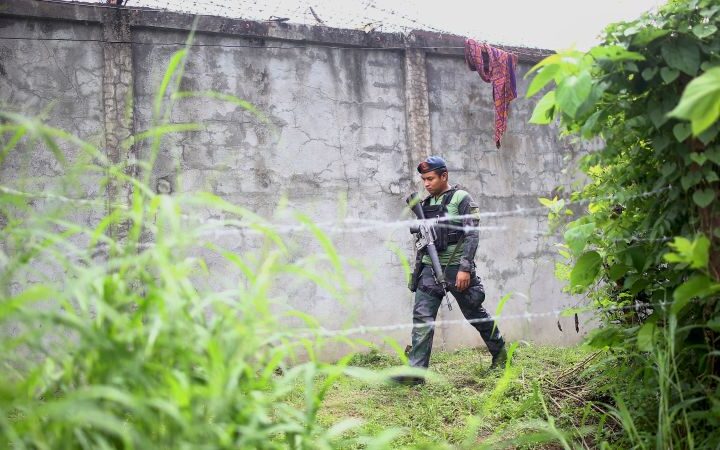 21 caught after mass prison escape in Philippines; guard killed during attack | CNN