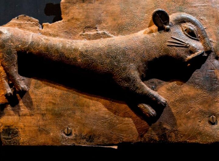 Benin Bronzes: Sir David Adjaye discusses plans to bring home famous artifacts looted by British Empire - CNN Video