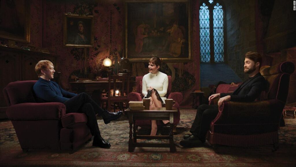 'Harry Potter' trio reunite in first photo from anniversary special